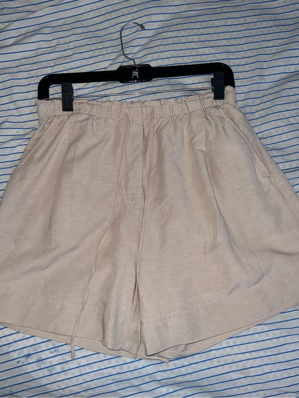 H&M Linen Blend Pull-On Shorts Beige Coastal Chic Summer Size S - Picture 3 of 7